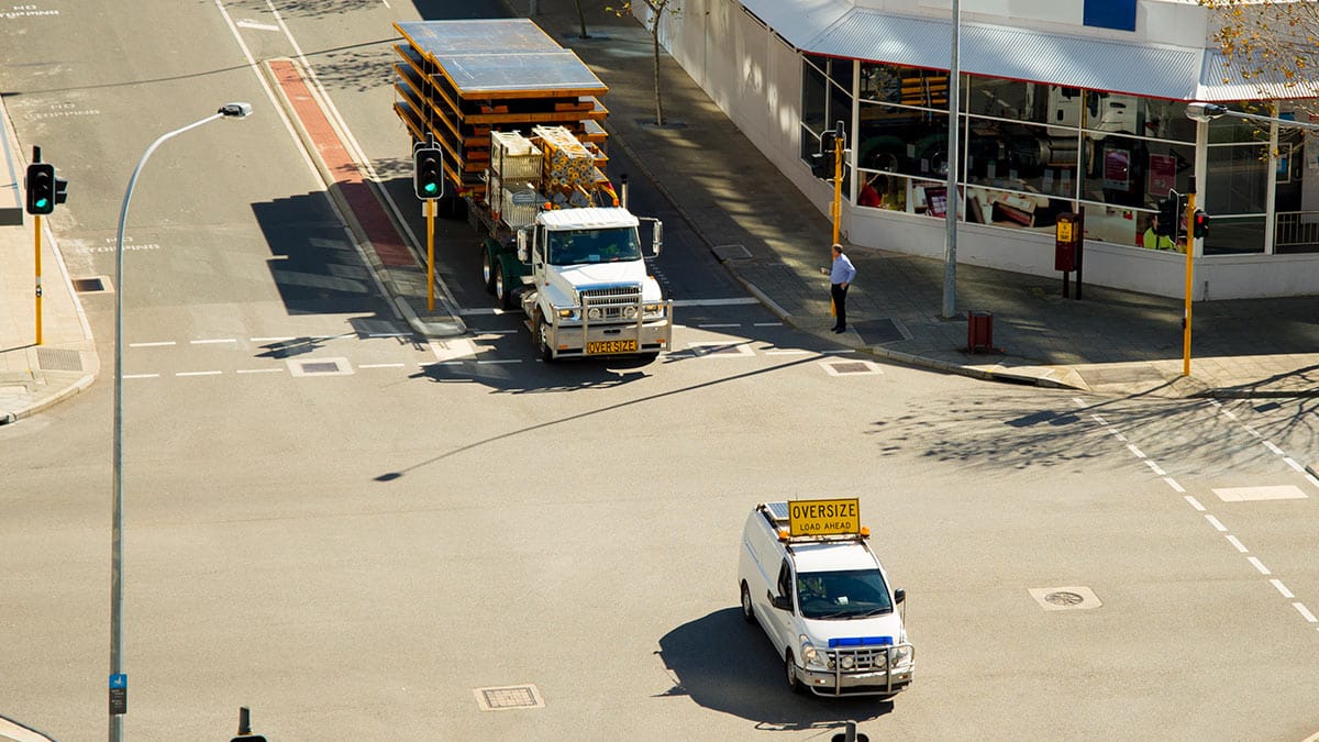 Oversized Load Pilot or Escort Vehicle Licence